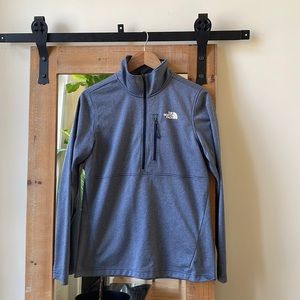 The North Face Gray 1/2 Zip Performance Pullover Size M